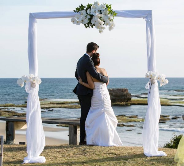 melbourne-Mornington-Peninsula-wedding-venue-All-Smiles-Sorrento-Ocean-Beach-unique-beachfront