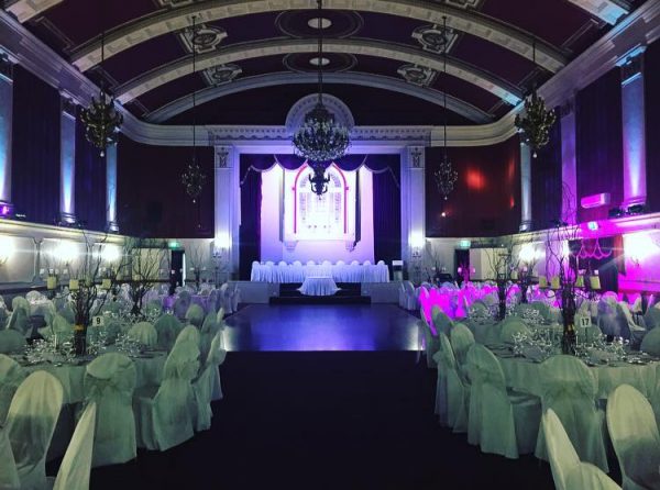 melbourne-Northcote-wedding-venue-Regal-Ballroom-unique-ballroom