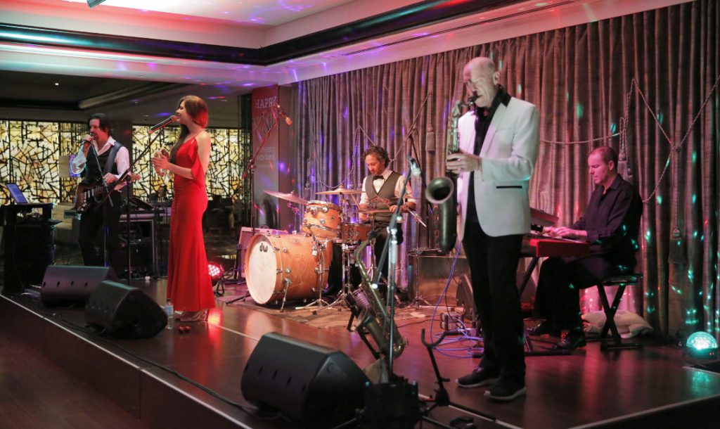 Wedding DJ and Band - Everyday People Band - Parties2Weddings