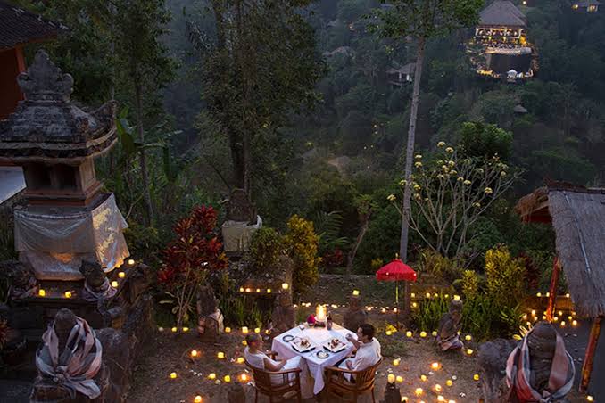 Anniversary Ideas at Hanging Gardens of Bali Anniversary Ideas at Hanging Gardens of Bali