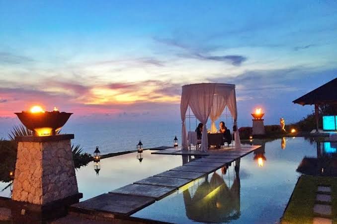 Anniversary Ideas at Tirtha Bridal Uluwatu Anniversary Ideas at Tirtha Bridal Uluwatu
