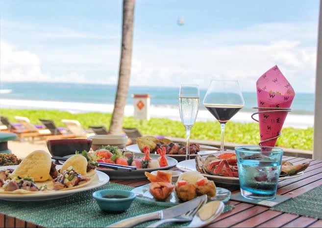 Honeymoon Ideas at Starfish Bloo Restaurant Bali Honeymoon Ideas at Starfish Bloo Restaurant Bali